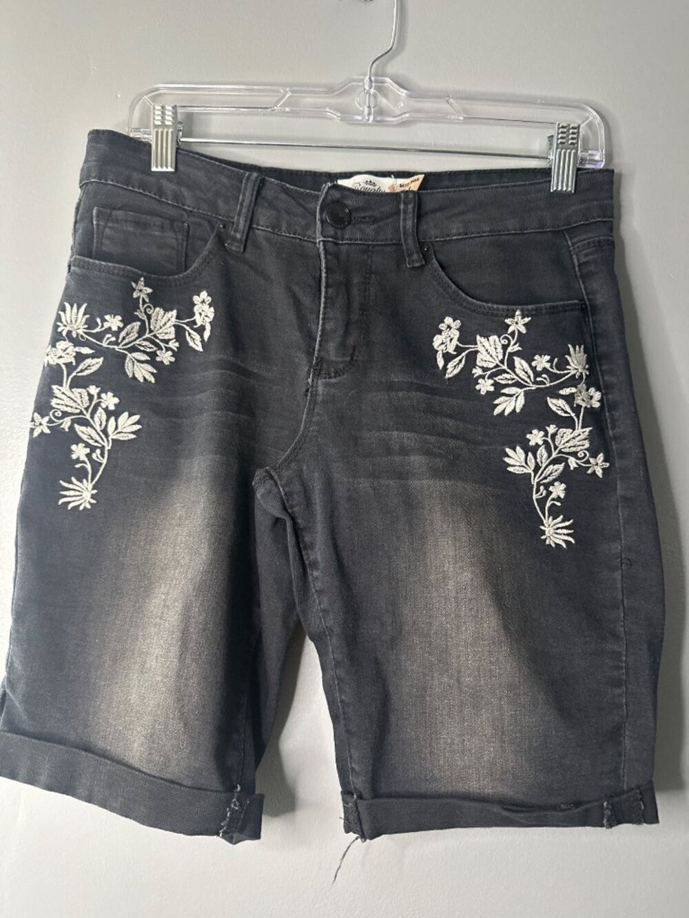 Royalty for Me black mid rise shorts size 4 embroired y2k preppy cottagecore